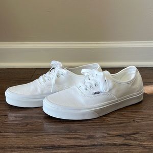 Vans - AUTHENTIC, Women’s Size 8